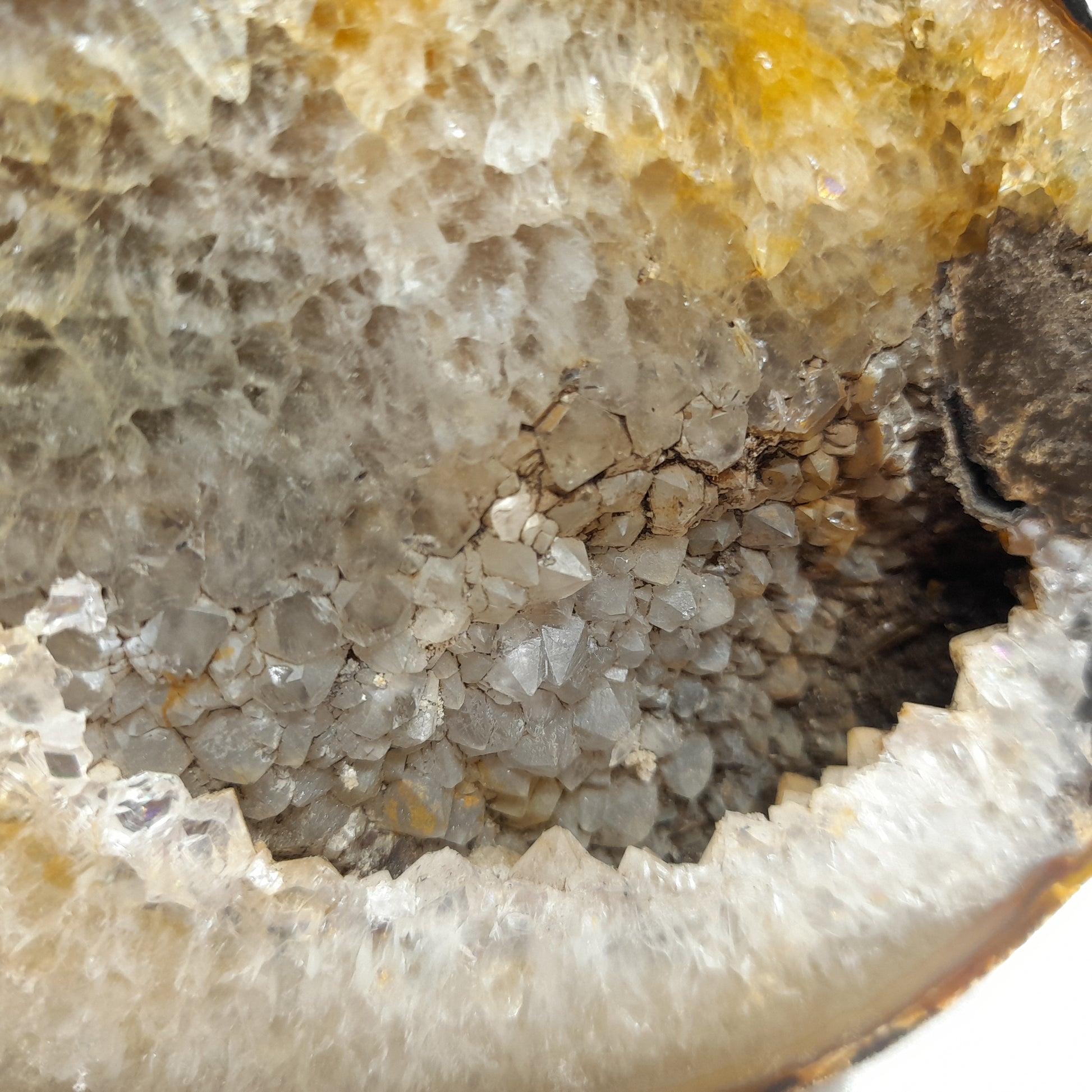 Crystal Cave Australia - Crystal Cave Sydney - Crystal Cave Hornsby