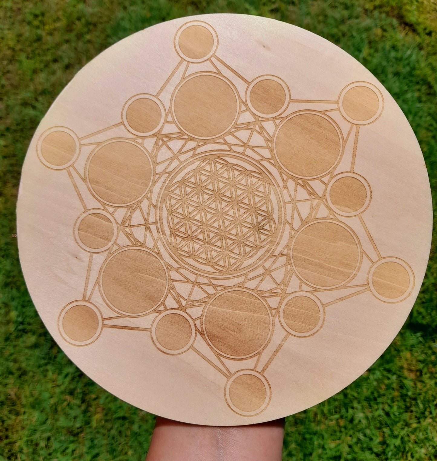 Handcrafted Wooden Crystal Grid Plate - A beautiful and versatile decorative piece, perfect for displaying your collection of stunning crystals in any home setting