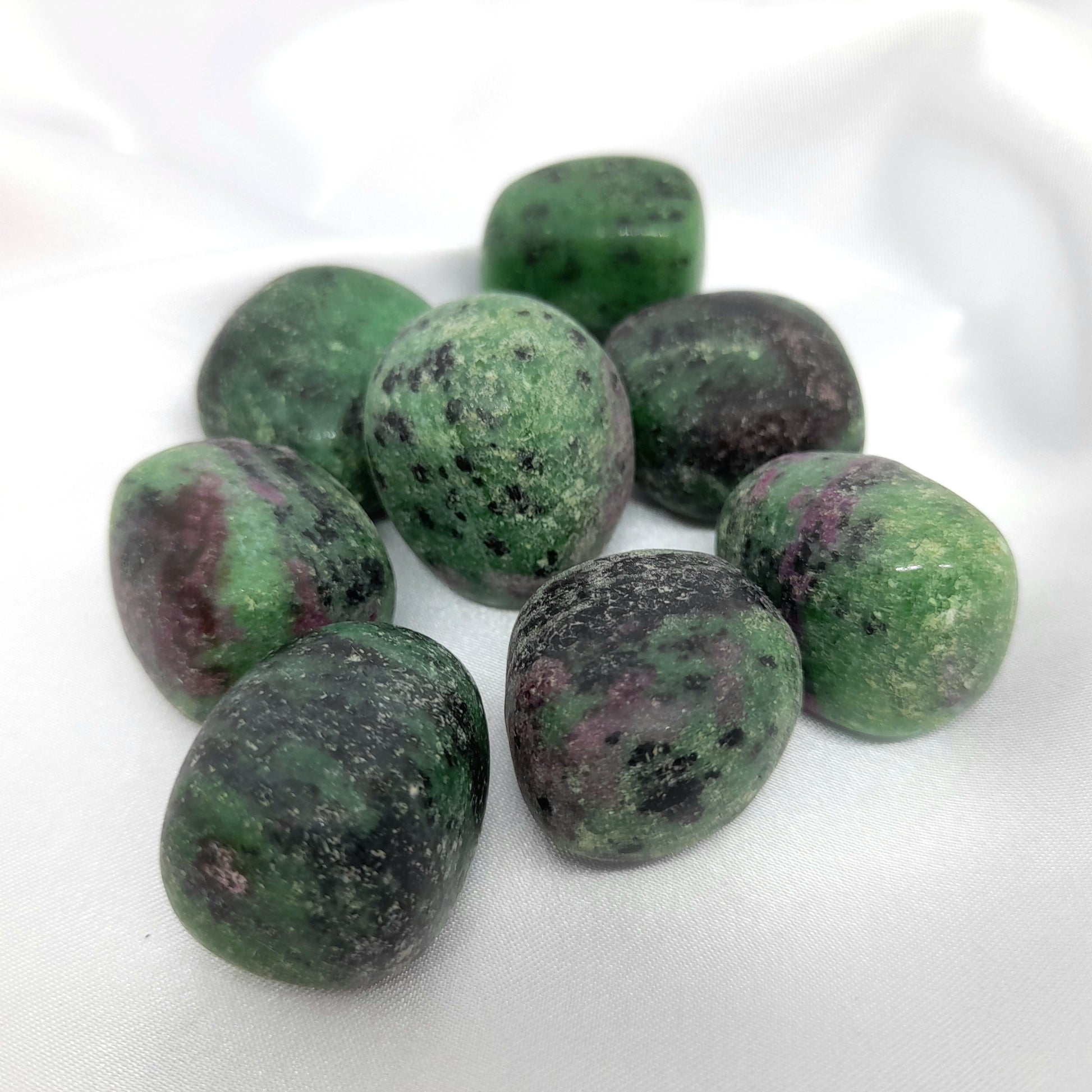 Ruby in Zoisite Crystal - Ruby in Zoisite Crystal Australia - Ruby in Zoisite Crystal Sydney - Ruby in Zoisite Crystal for sale - Buy Ruby in Zoisite Crystal - Green crystal