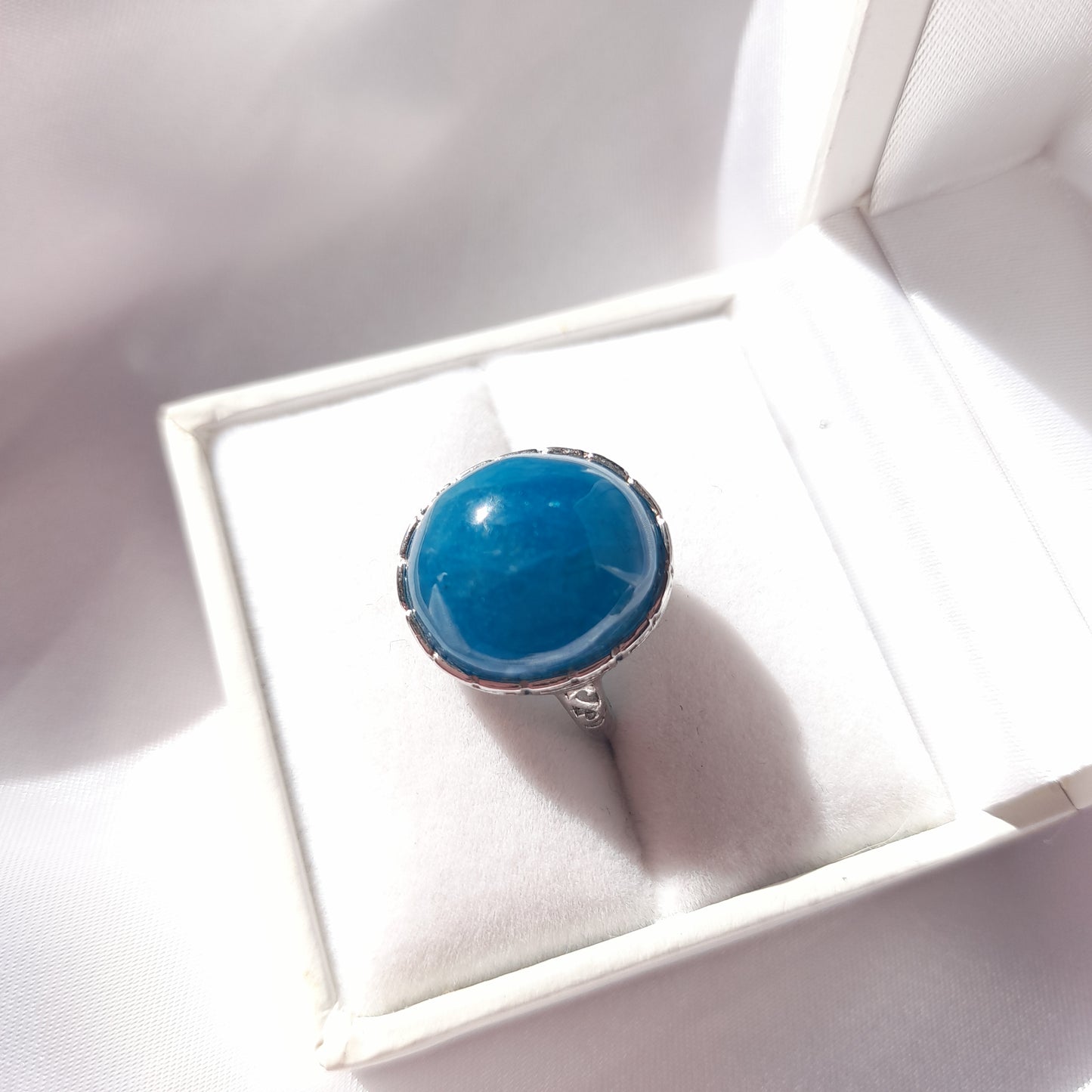 Gem Grade Blue Apatite Crystal Rings - openmindedjourney