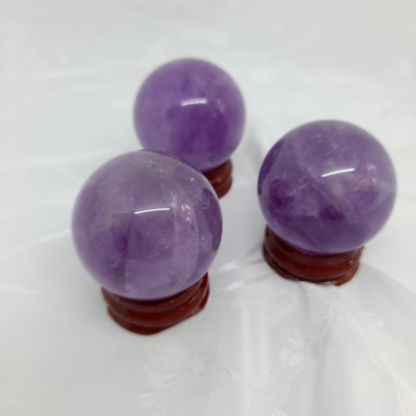 Amethyst Sphere Crystal - Natural Tranquilizer for Peaceful Sleep, Anxiety Relief, and Calming Effects - Approximately 70g, 4cm Diameter 