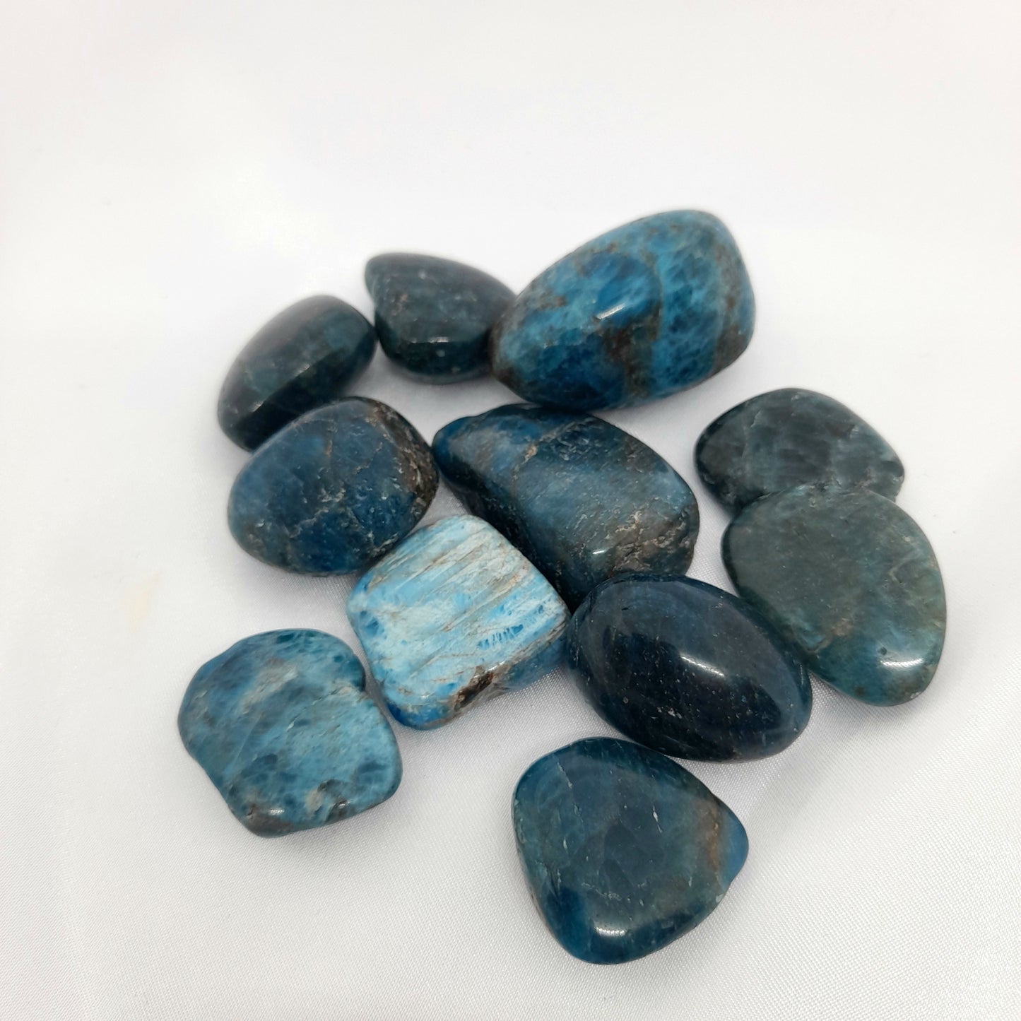 Blue apatite | blue crystal
