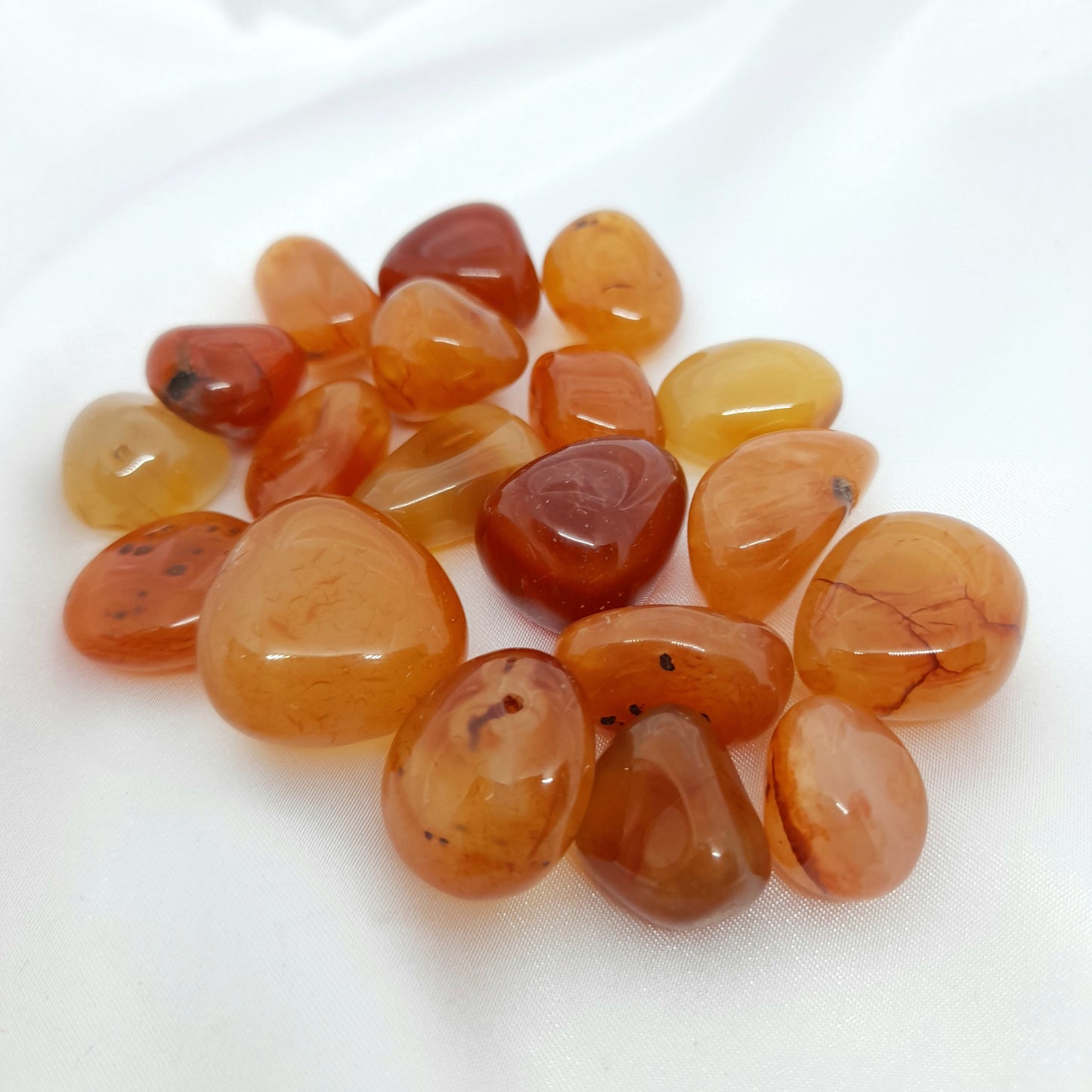 Carnelian Tumble Crystal - Motivational Energy, Love, Luck, and Transformation - Red Hue (Color Varies)