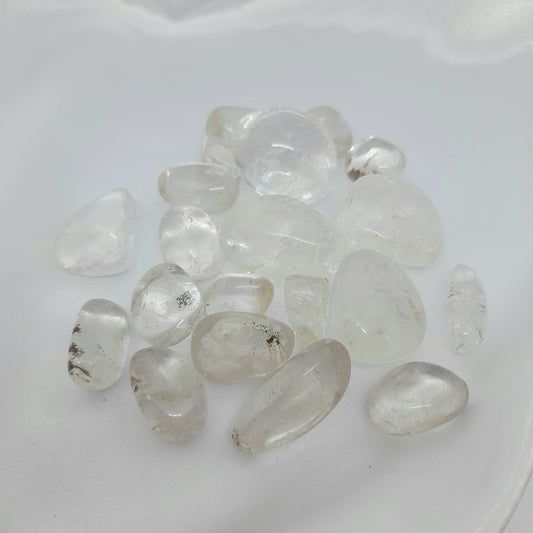 Clear Quartz Tumble - Master Healer and Amplifier Crystal - Spiritual and Magical Healing - Enhances Personal and Crystal Abilities 